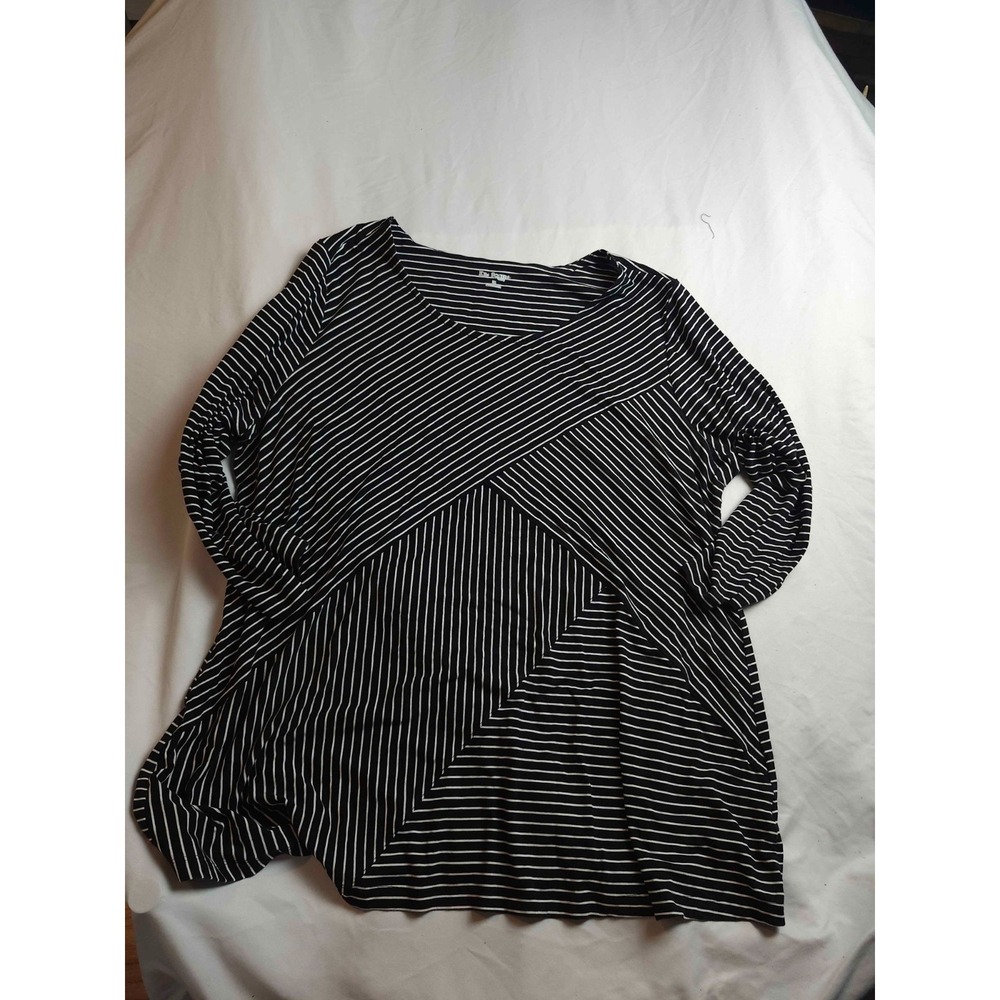 Kim Rogers Curvy Top Womens 1X Plus Striped Minimalist Preppy Classic Nautical